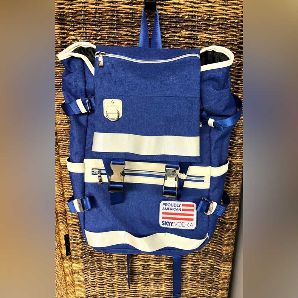 SKYY Vodka Brand‎ Bag, backpack- Blue/Chrome finish/White, Pre-Owned
